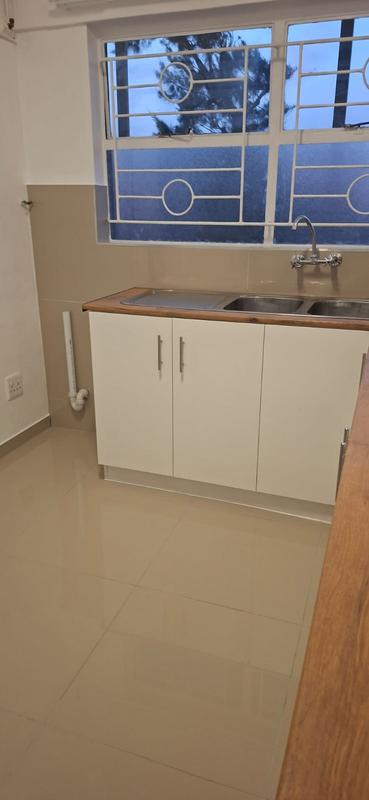 To Let 2 Bedroom Property for Rent in Maitland Western Cape